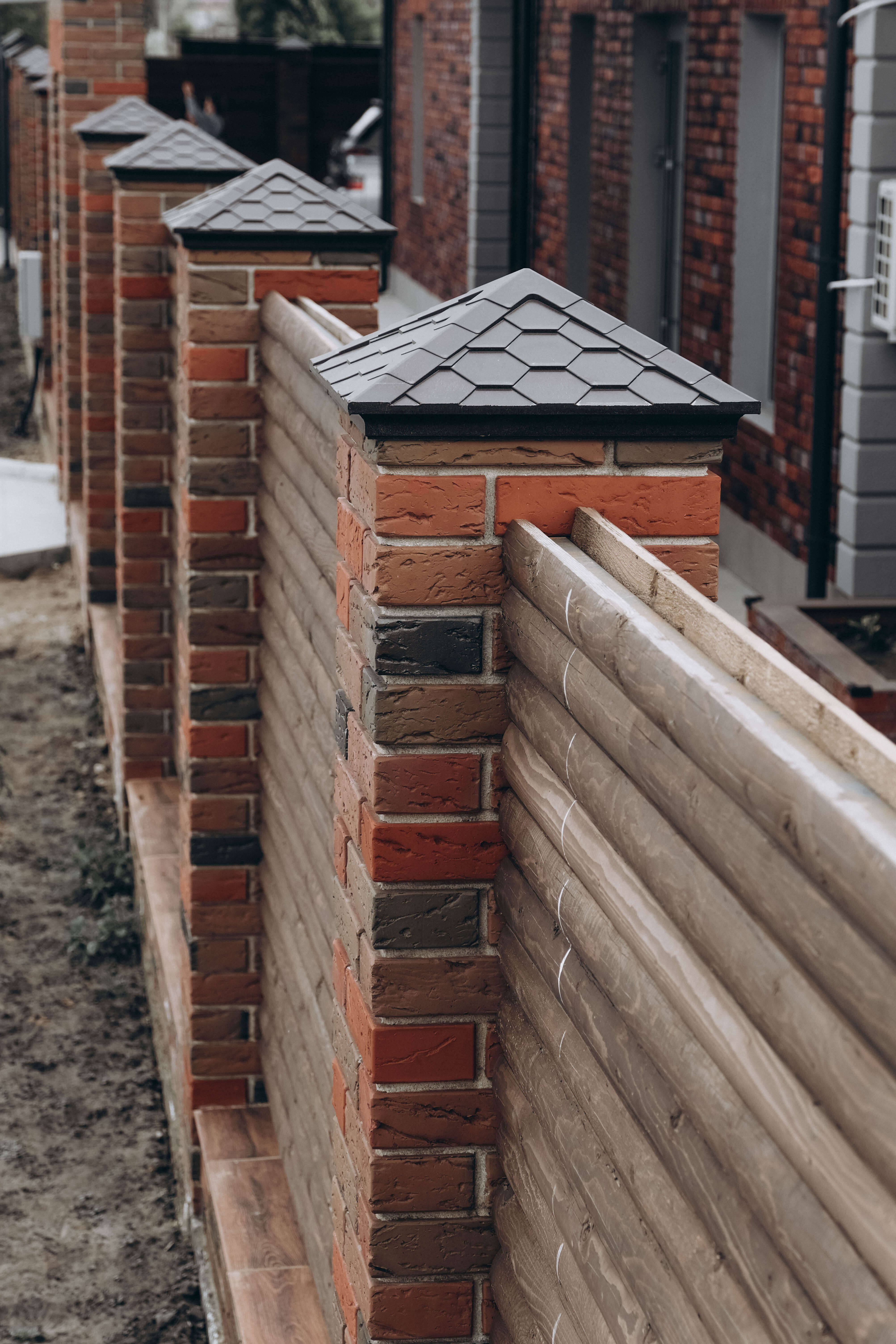 Колпак Zking Эверест Коричневый на столб 1.5х1.5 кирпича (390х390мм) в Москве фото