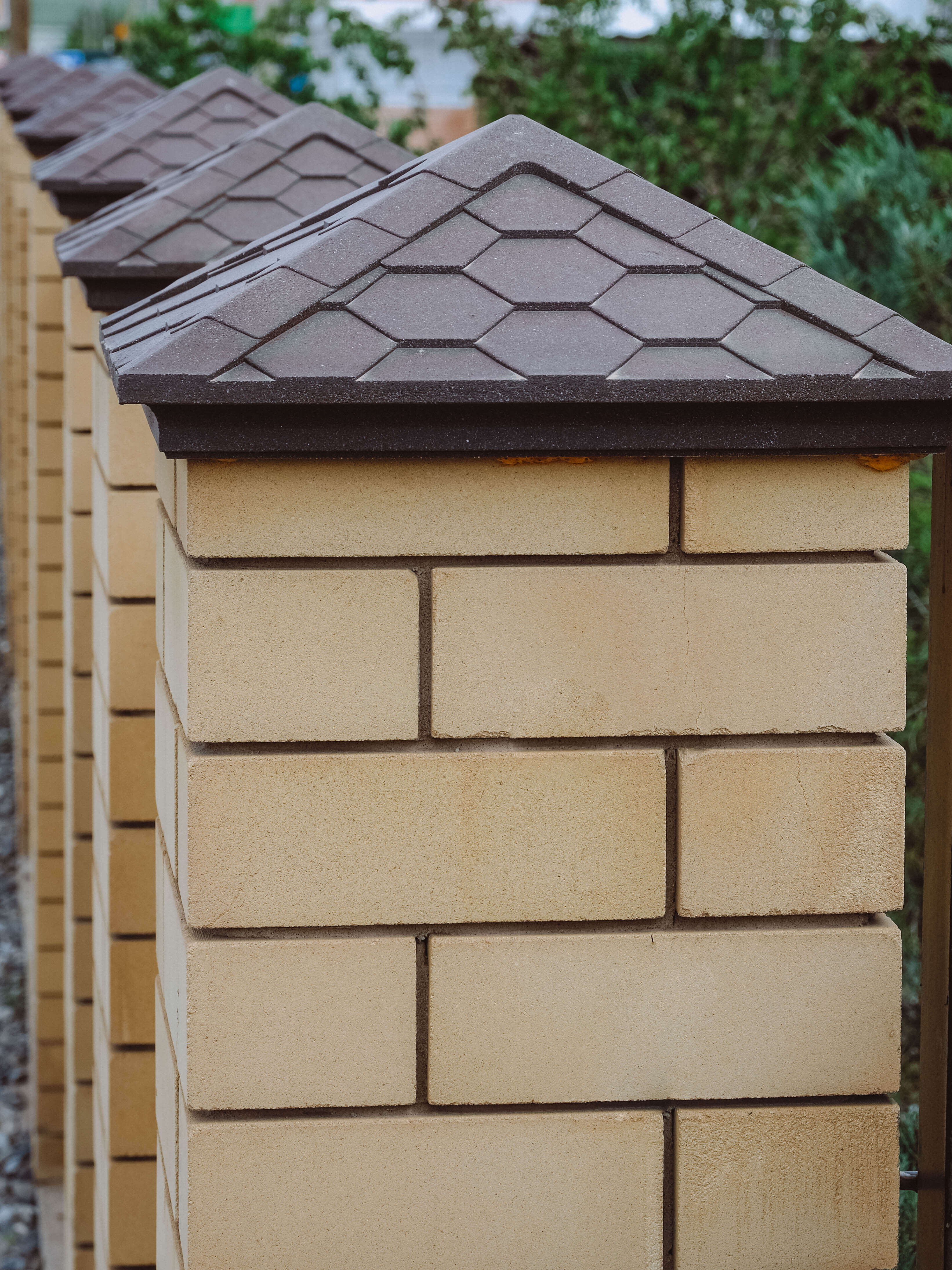 Колпак Zking Эверест Коричневый на столб 1.5х1.5 кирпича (390х390мм) в Москве фото