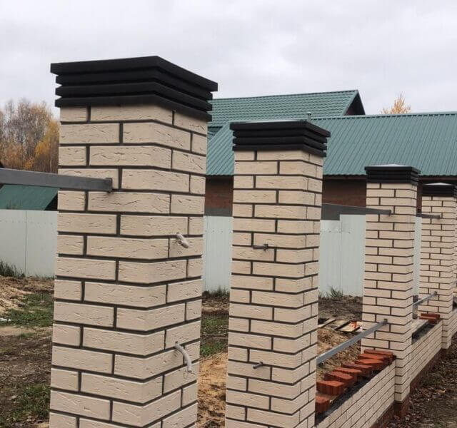 Колпак Zking Бона ХайТек Коричневый на столб 1.5х1.5 кирпича (385х385мм) в Москве фото